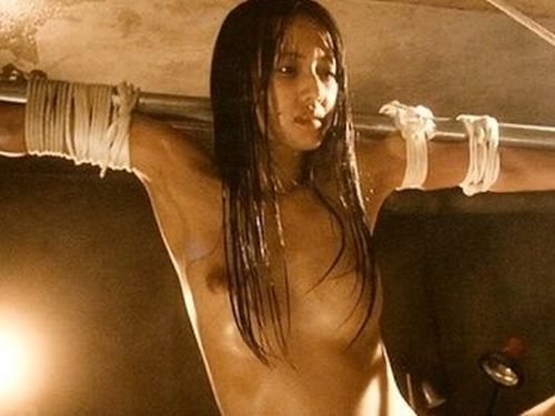 間宮夕貴（女優濡れ場）映画「甘い鞭」大胆な脱ぎっぷりを見せる貴重な全裸ヌード映像。（※動画あり）