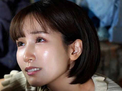 【小島みなみ】姑への腹いせに義父を寝取ったスレンダー美貌妻は不貞セックスに嵌っていく！