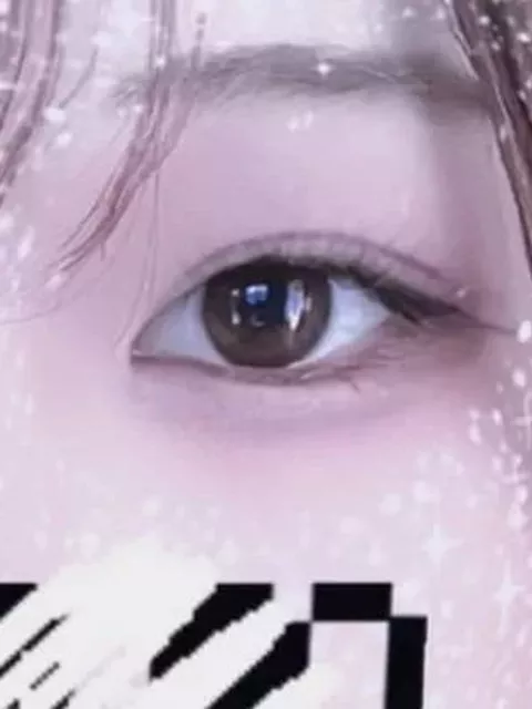 【個人撮影】動画付き！裏垢女子のスレンダー美人ギャルがマンコくぱぁ自撮りオナニーを投稿！