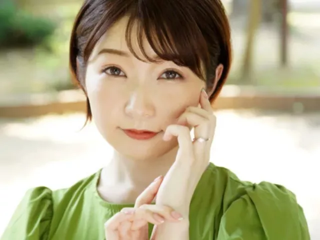 【上戸まり】目が冴えるような純白の美肌ボディの30歳美人若妻が人生初のAV撮影！