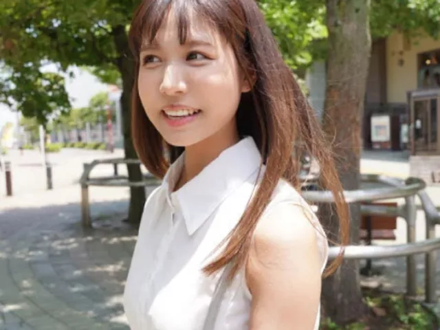 【並木あいな】少女のように愛くるしくアドケナイ表情で華奢なカラダには大きなオッパイの23歳美人若妻が奇跡のAV撮影！